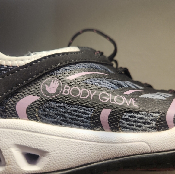 Body Glove Women's Black and Pink Athletic Shoes Size 8. - Picture 6 of 10